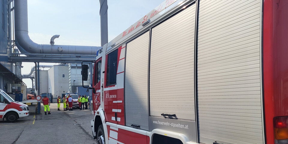 Ein Toter bei Explosion in Fabrik