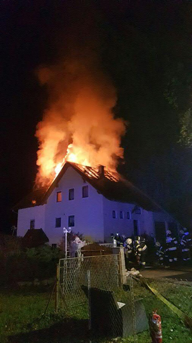 Böller in der Hand explodiert: 17-Jähriger verletzt