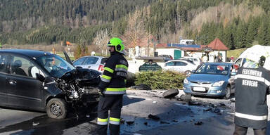 Drei Verletzte bei Frontalcrash