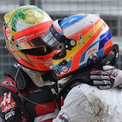 Die Bilder zum Alonso-Crash in Australien