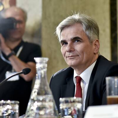 Faymann stellt sich dem U-Ausschuss
