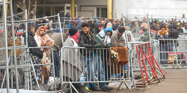 Wettlauf um h&auml;rteren Asyl-Kurs