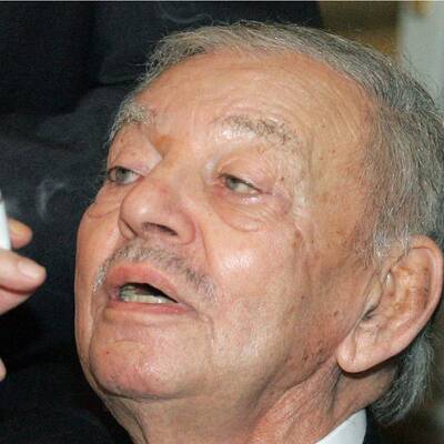 Karl Wlaschek: Am Sonntag gestorben