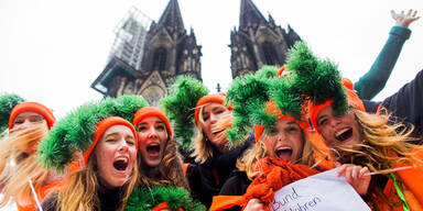 K&ouml;ln r&uuml;stet sich gegen Karneval-Sex-Attacken
