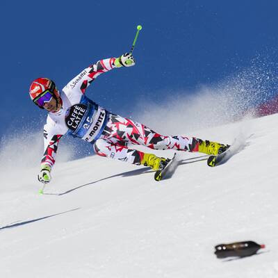 ÖSV-Ass Leitinger von Flasche getroffen