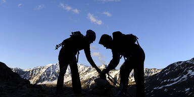 Wanderin st&uuml;rzte 100 Meter in den Tod