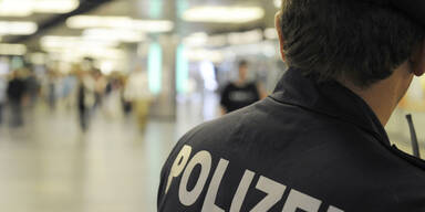 Gro&szlig;-Razzia in U-Bahn-Stationen