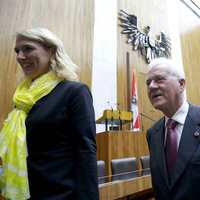 Frank Stronachs erster Tag im NR