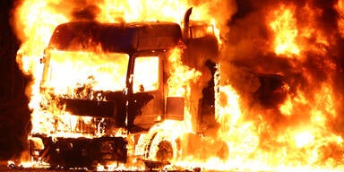 Wels: Reaktor-Transporter explodiert