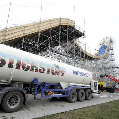 Mitten auf der Donauinsel:  Die Fridge-Festival Schanze