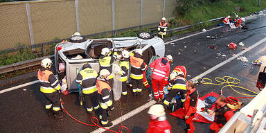 Familie stirbt bei Horror-Crash 