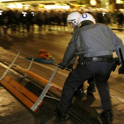 2.000 Polizisten im Ball-Einsatz
