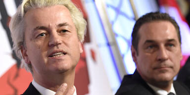 Protest gegen Wilders vor der Hofburg