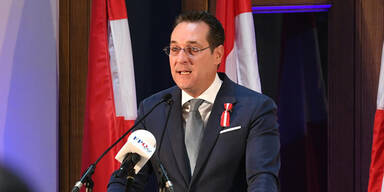 Strache