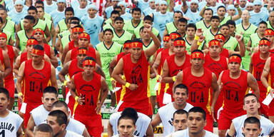 Sträflinge brechen Tanz-Weltrekord 