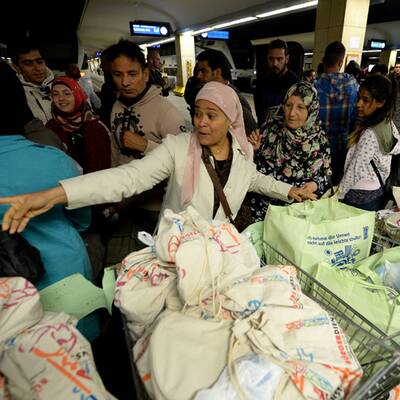 Flüchtlinge am Westbahnhof in Wien