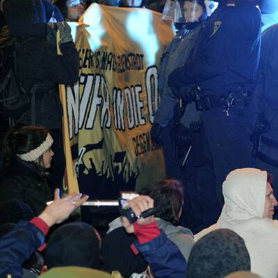 2.000 Polizisten im Ball-Einsatz