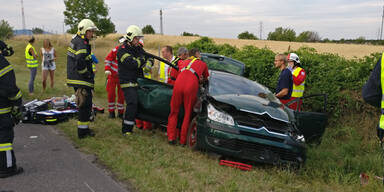 Wiener Familie auf A2 verunglückt