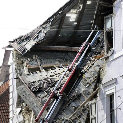 Wohnhaus in Wien nach Explosion eingestürzt