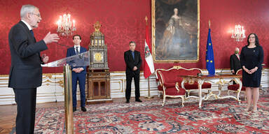 VdB bei Mayer-Angelobung: "Lasse Sie nur schweren Herzens gehen"