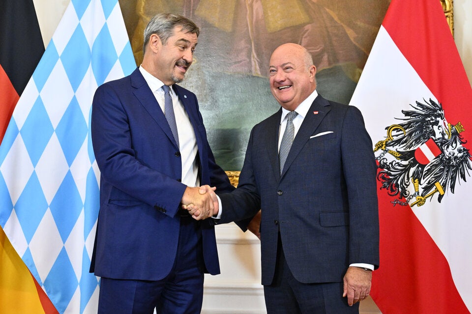 Bundeskanzler Christian Stocker (r./ÖVP) und der bayerische Ministerpräsident Markus Söder (CSU)