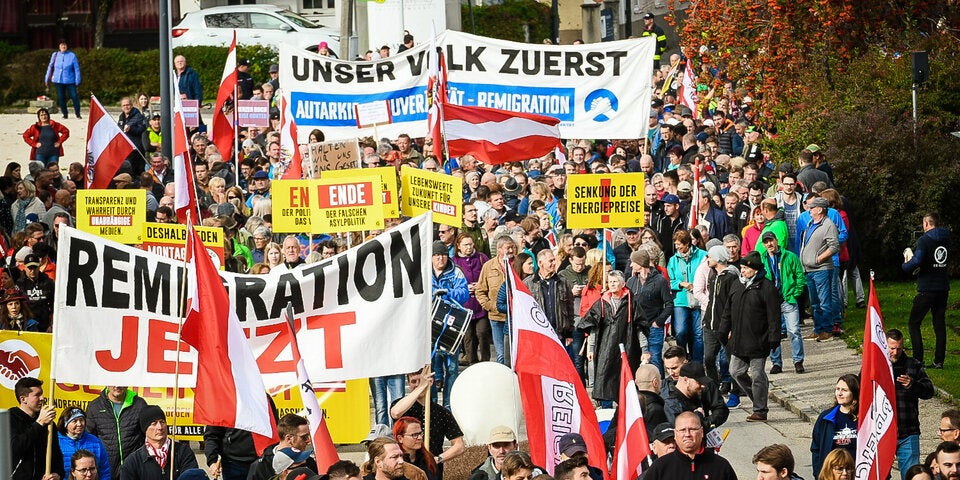 Streit um 100 Flüchtlinge eskaliert