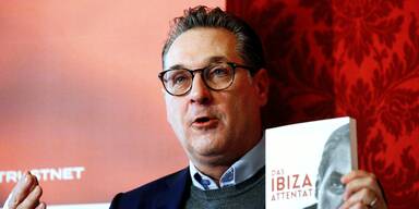 Ibiza-Video: Strache pr&auml;sentierte neues Buch