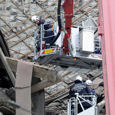 Wohnhaus in Wien nach Explosion eingestürzt