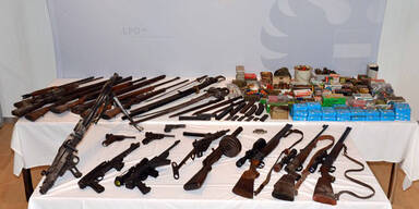 Waffenlager auf Bauernhof ausgehoben