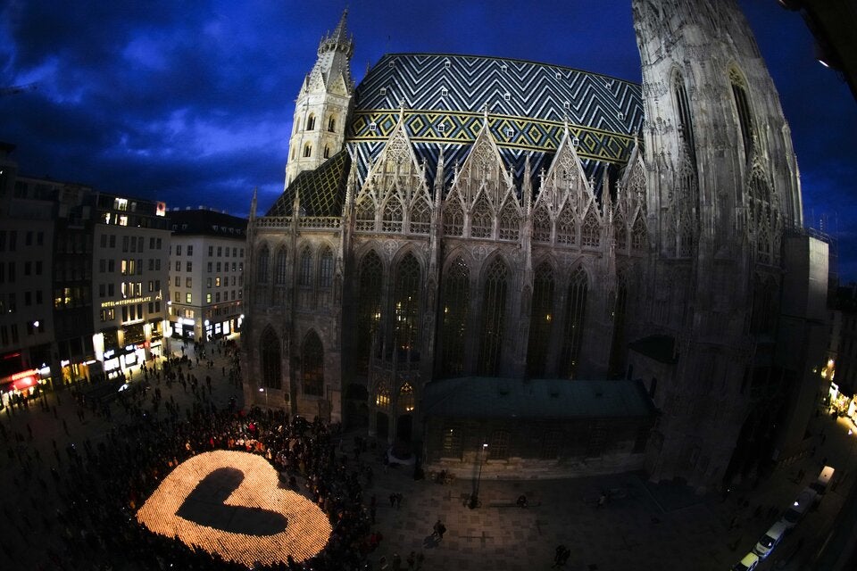 Wiener Lichtermeer für ukrainische Kinder