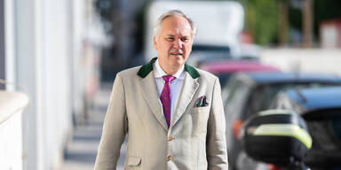 1. Aufregung um FP&Ouml;-Hofburg-Kandidaten Rosenkranz