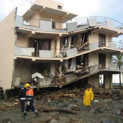 Schlammlawine auf Sizilien