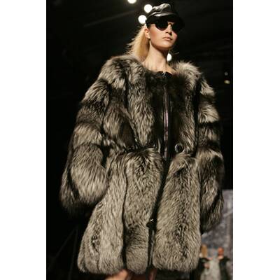 Victor & Rolf, Paris Fashion Week H/W 2010