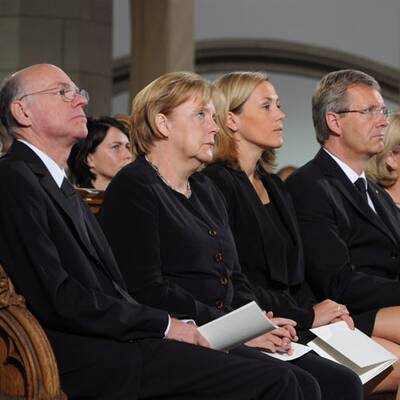 Gedenken an die 21 Todesopfer bei der Loveparade