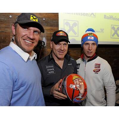 Party im Raiffeisen-Haus: VIP-Reigen in Kitz startet