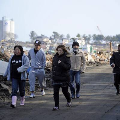 Nach der Katastrophe sind Huntertausende auf der Flucht