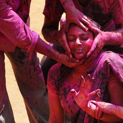 Buntes Treiben in Indien
