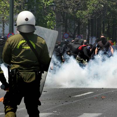 Ausschreitungen bei Streik in Athen