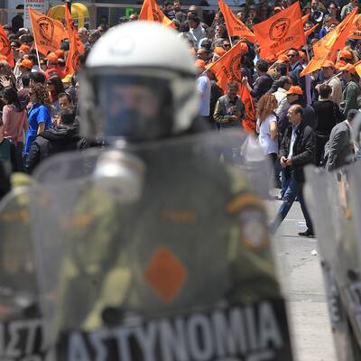 Ausschreitungen bei Streik in Athen