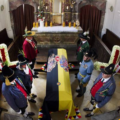 Hier wird Otto Habsburg aufgebahrt