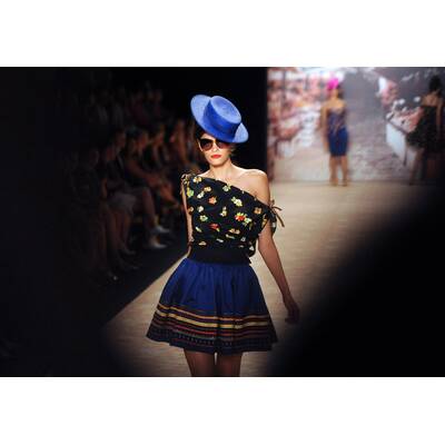 Lena Hoschek Show 2011