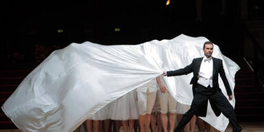 Walzer gegen die Krise