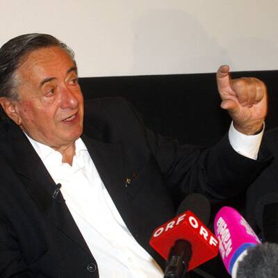 Lugner präsentiert Gaststar