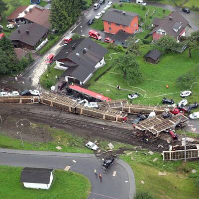 Zug in Vorarlberg entgleist