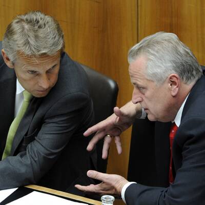 Hitzige Debatten im Parlament