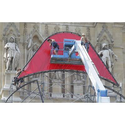 Life Ball: Vorbereitungen am Wiener Rathausplatz