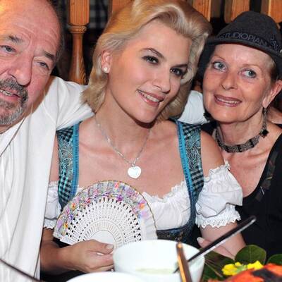 Oktoberfest: Wem steht das Dirndl am besten?