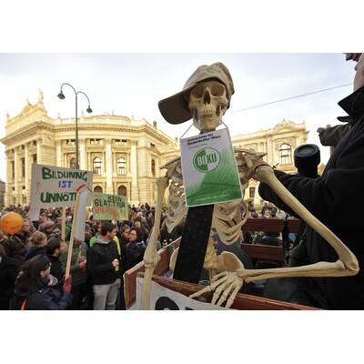 Demonstrationen für mehr Bildungsbudget