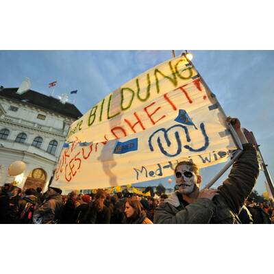 Demonstrationen für mehr Bildungsbudget