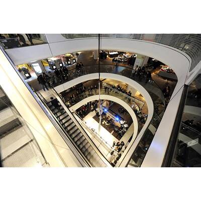 Promis bei Gerngross-Eröffnung